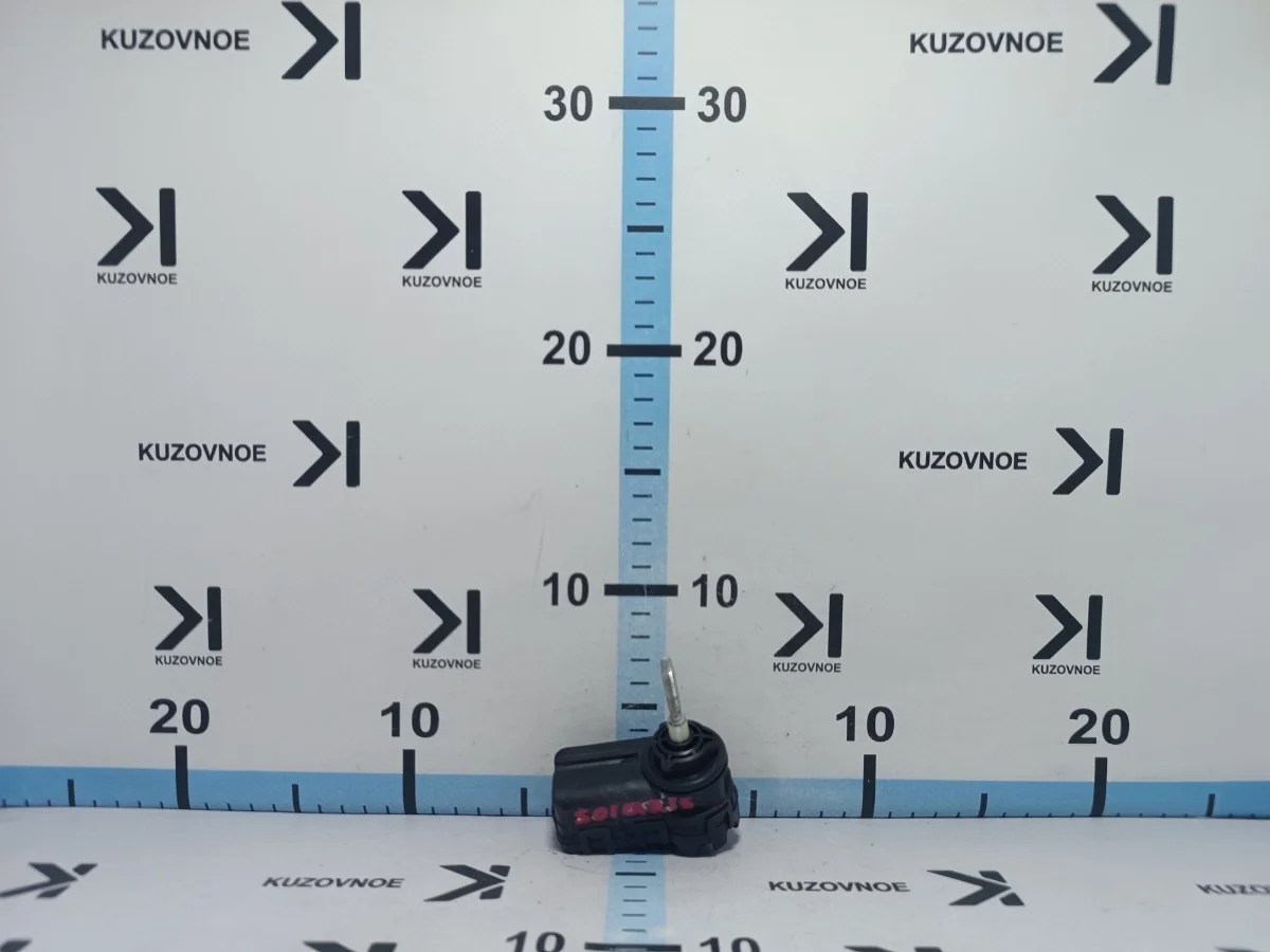 Корректор фар Hyundai Solaris RB