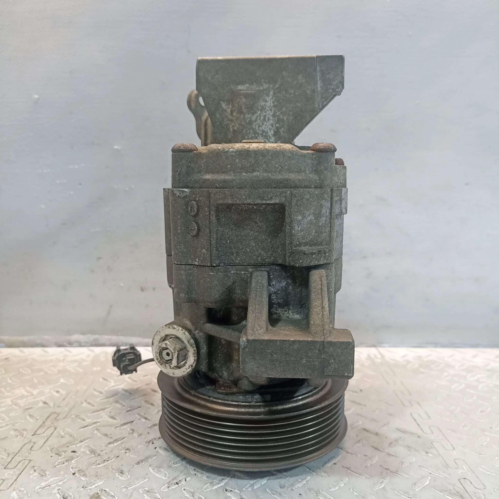КОМПРЕССОР КОНДИЦИОНЕРА NISSAN 92600ED000 D3245