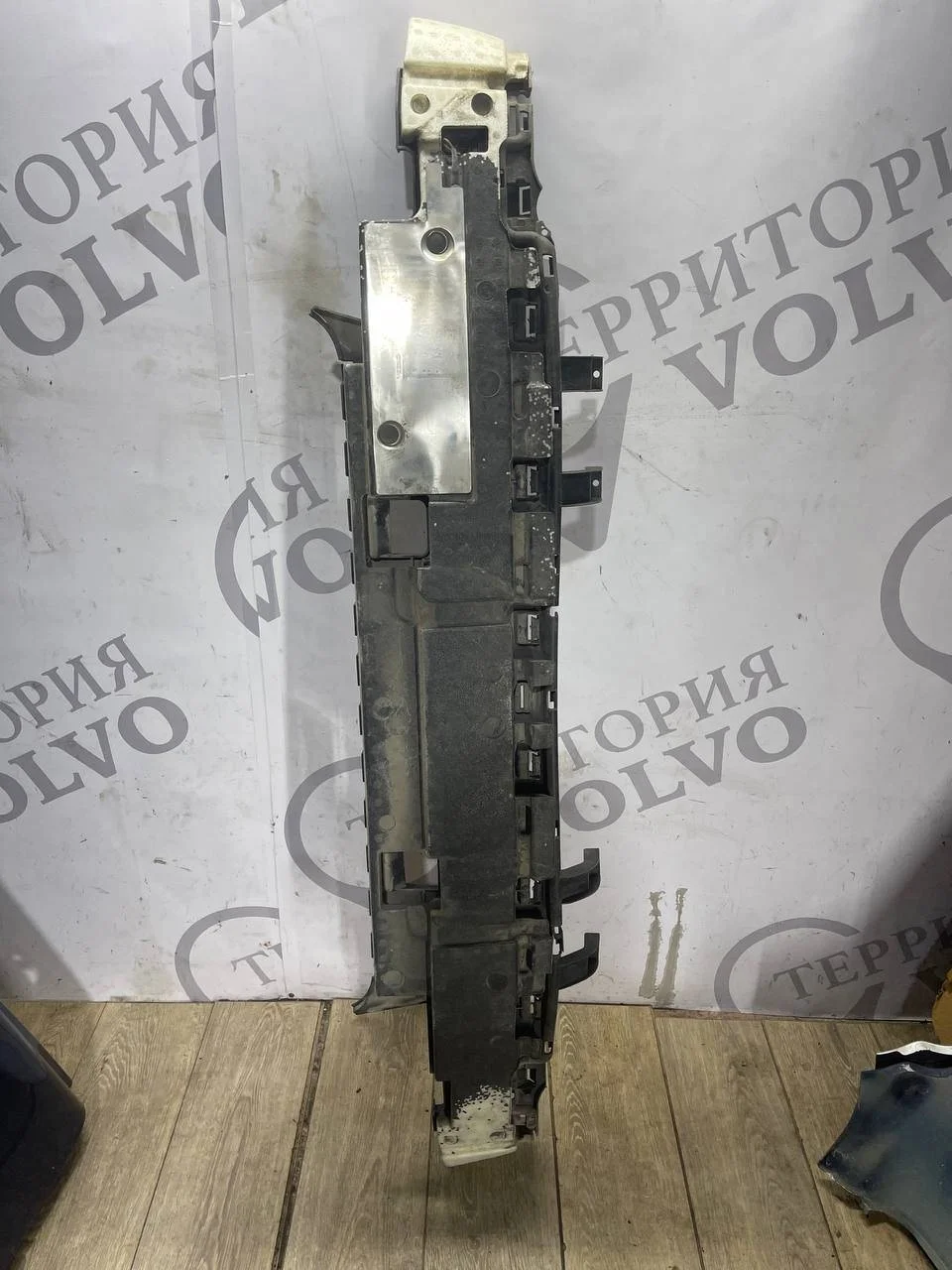 Усилитель заднего бампера VOLVO S60 2000-2009