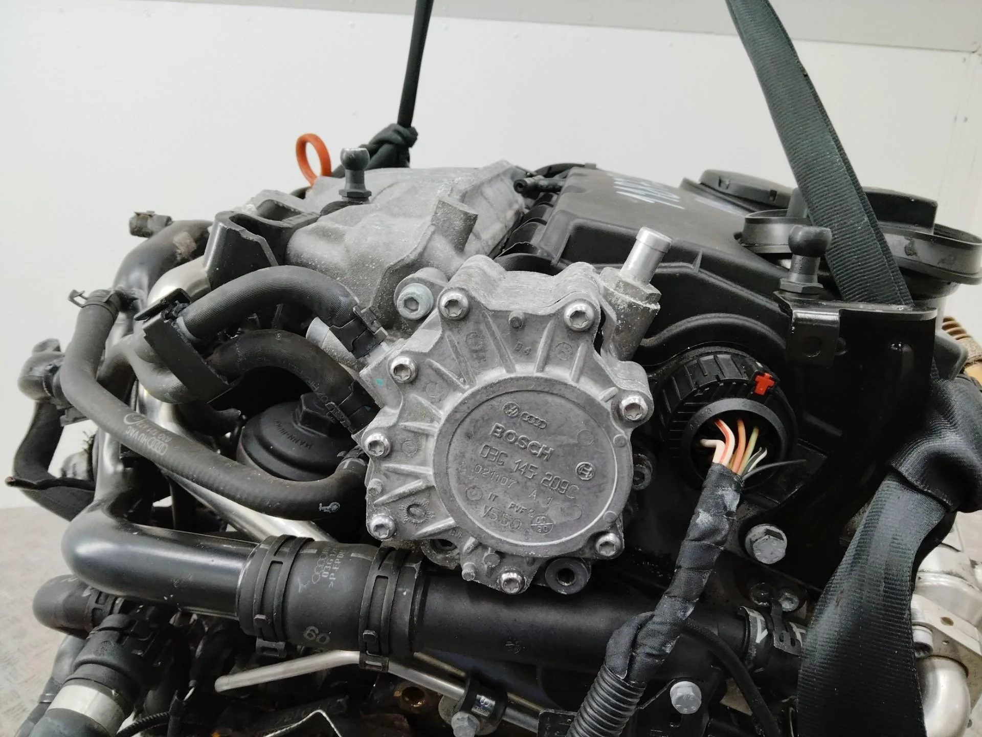 вакуумный насос Audi A6 4F/C6  2008 BRF