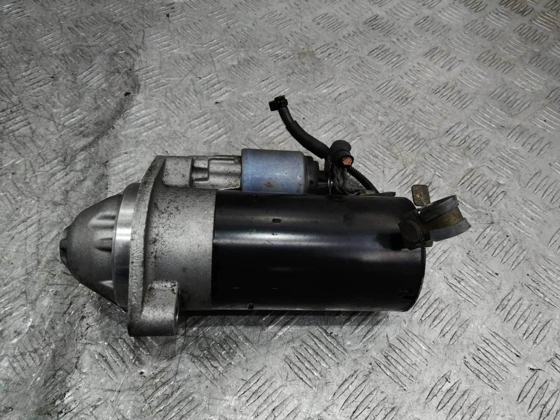 стартер Audi A4 B7  2005 BNA