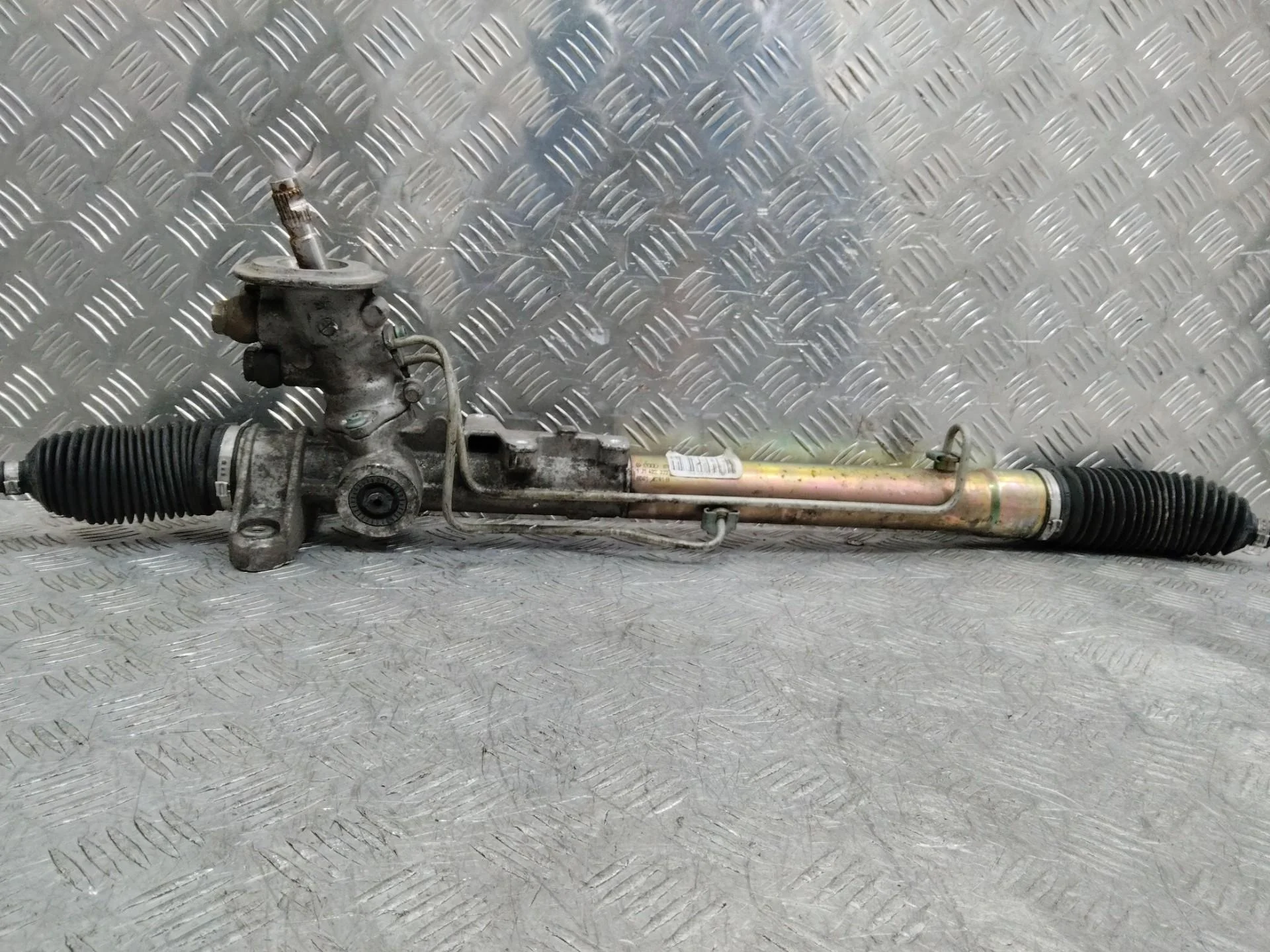 рулевая рейка Volkswagen Golf 4  2005