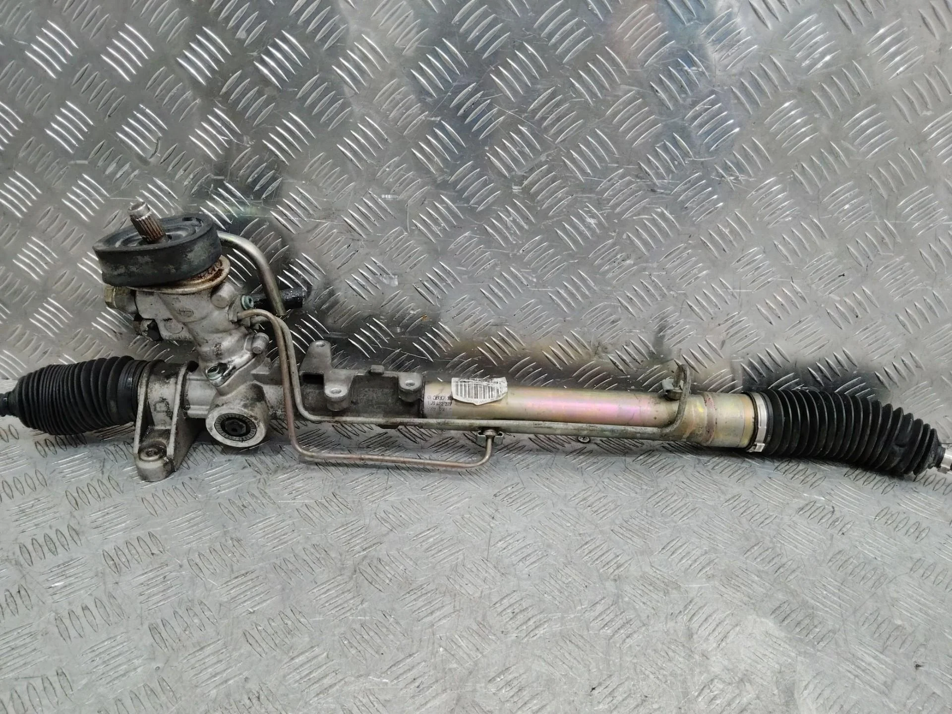 рулевая рейка Volkswagen Golf 4  2005