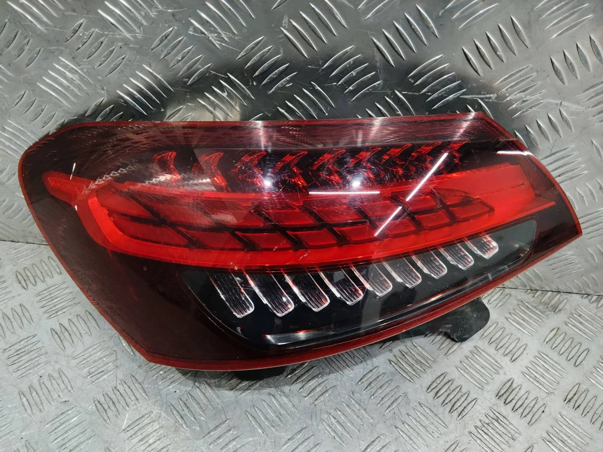 фонарь задний левый Mercedes-Benz E W213/S213/C238/A238  2021