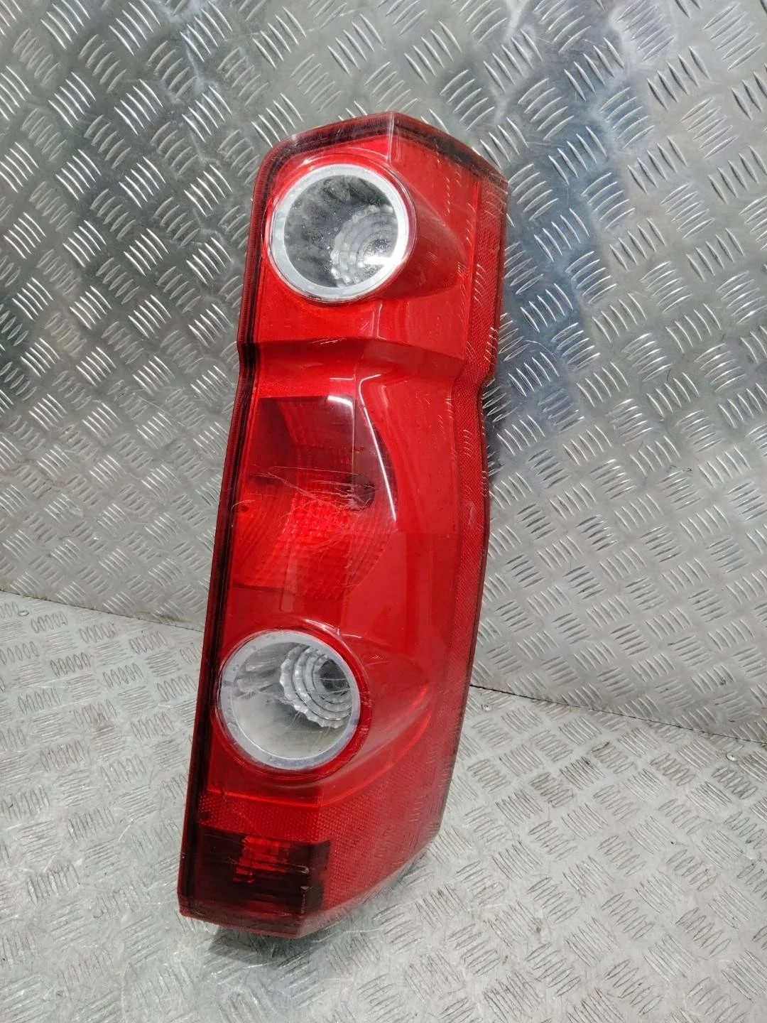 фонарь задний правый Volkswagen Crafter  2014