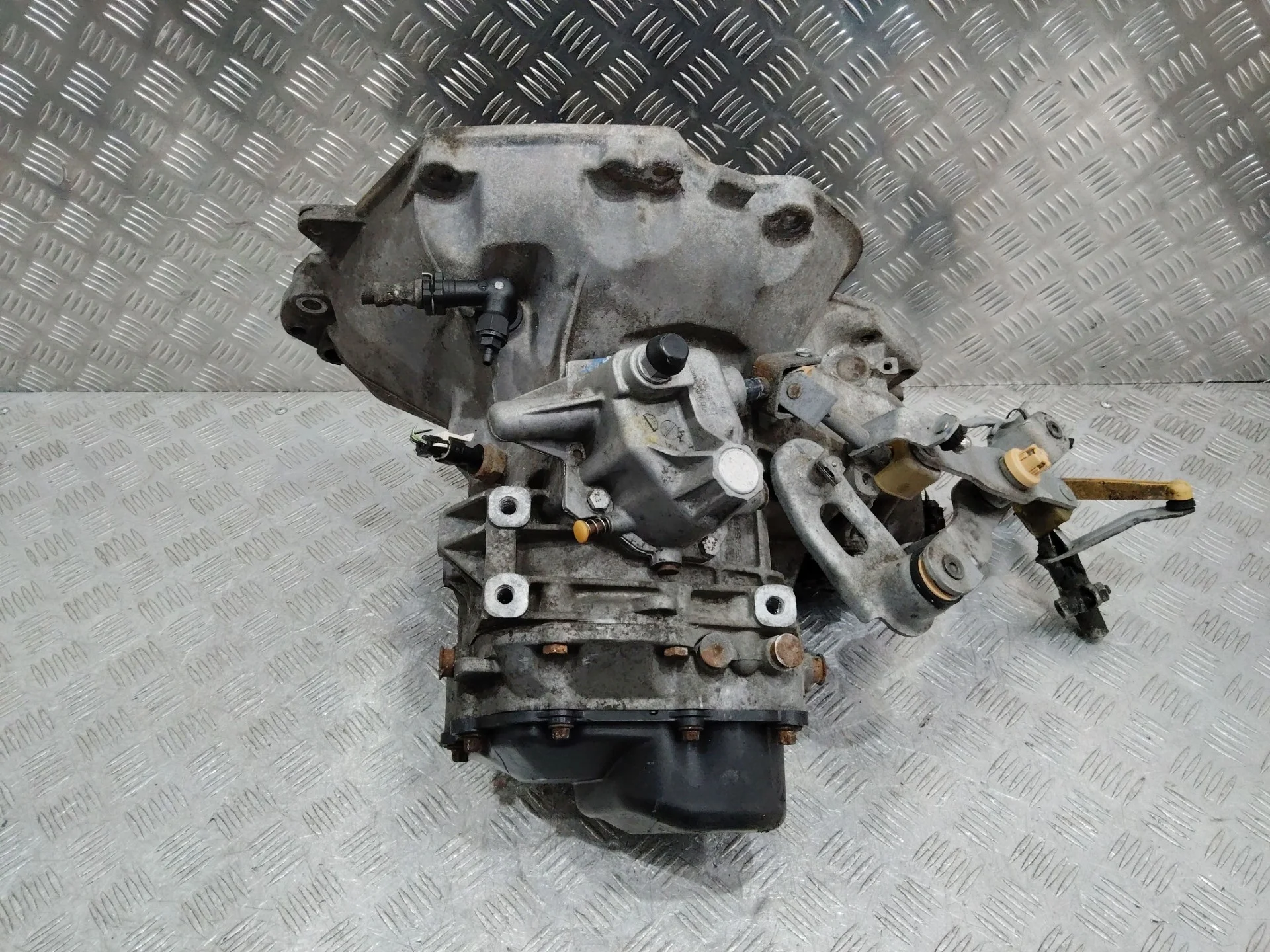 МКПП Opel Corsa D  2010 A14XER
