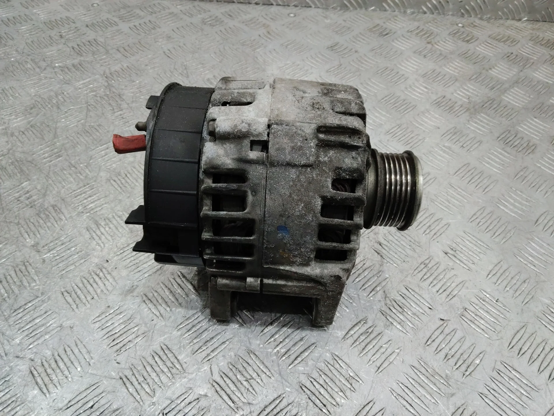 генератор Renault Megane 3  2010 K9K J836