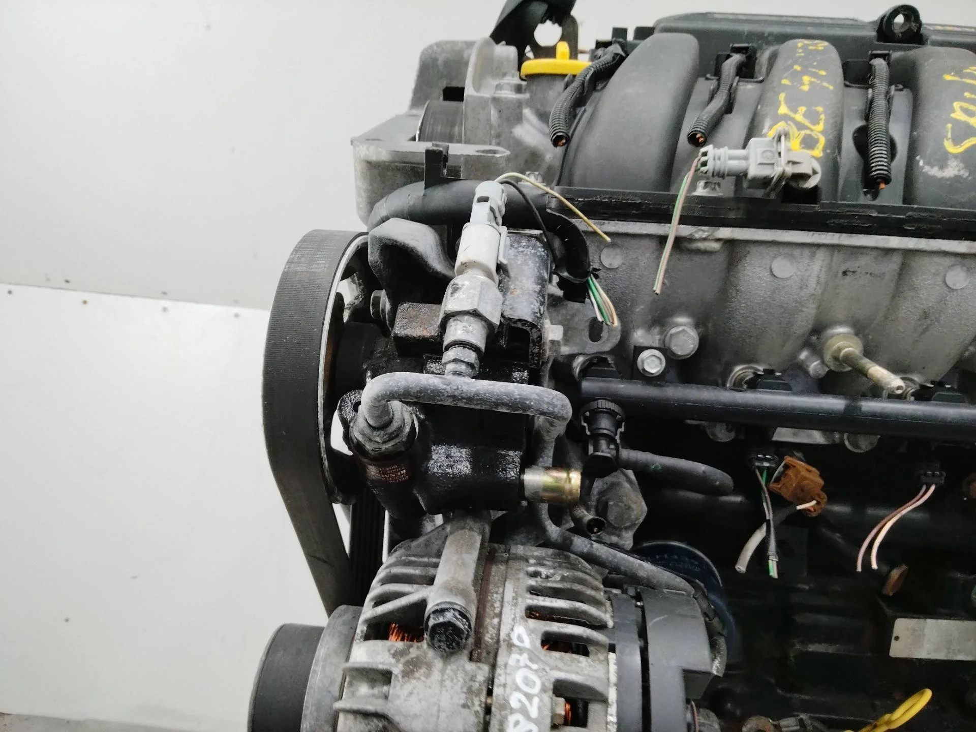 насос гидроусилителя руля Renault Scenic  1999