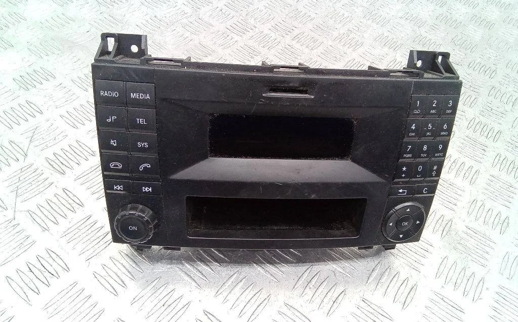 магнитола Mercedes-Benz Sprinter W906  2014