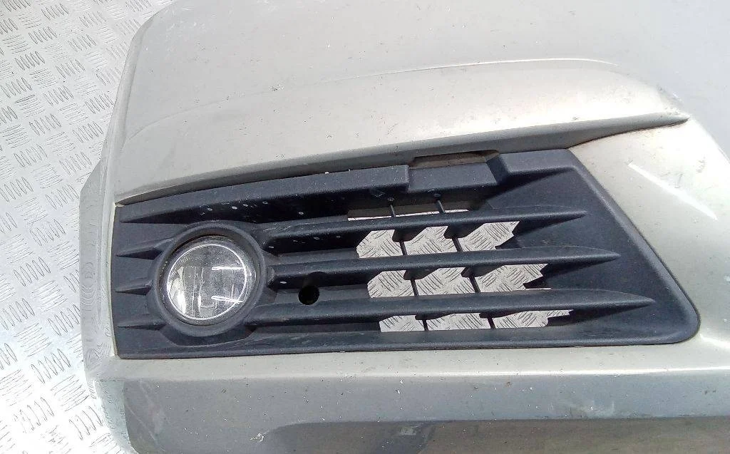 фара противотуманная правая Opel Zafira 2  (B)  2005