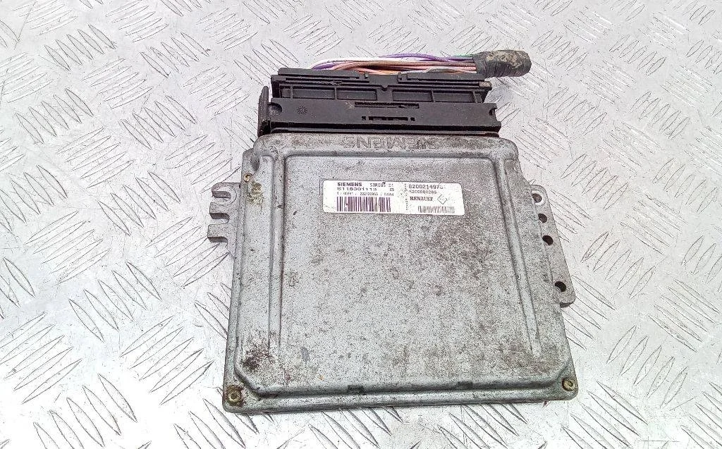 блок управления двигателем Renault Scenic  2001