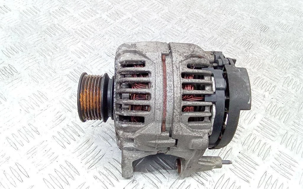 генератор Volkswagen Golf 4  2001