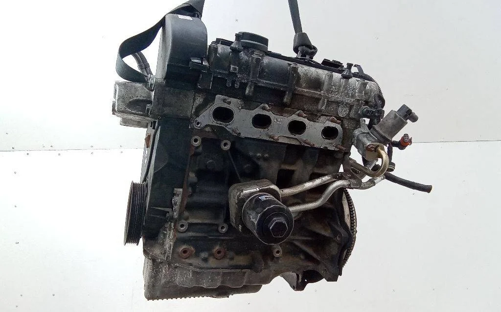 двигатель Volkswagen Golf 4  2001
