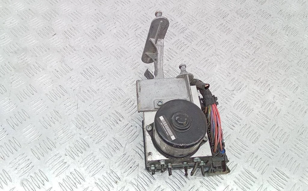 блок ABS Mercedes-Benz C W203/S203/CL203  2004