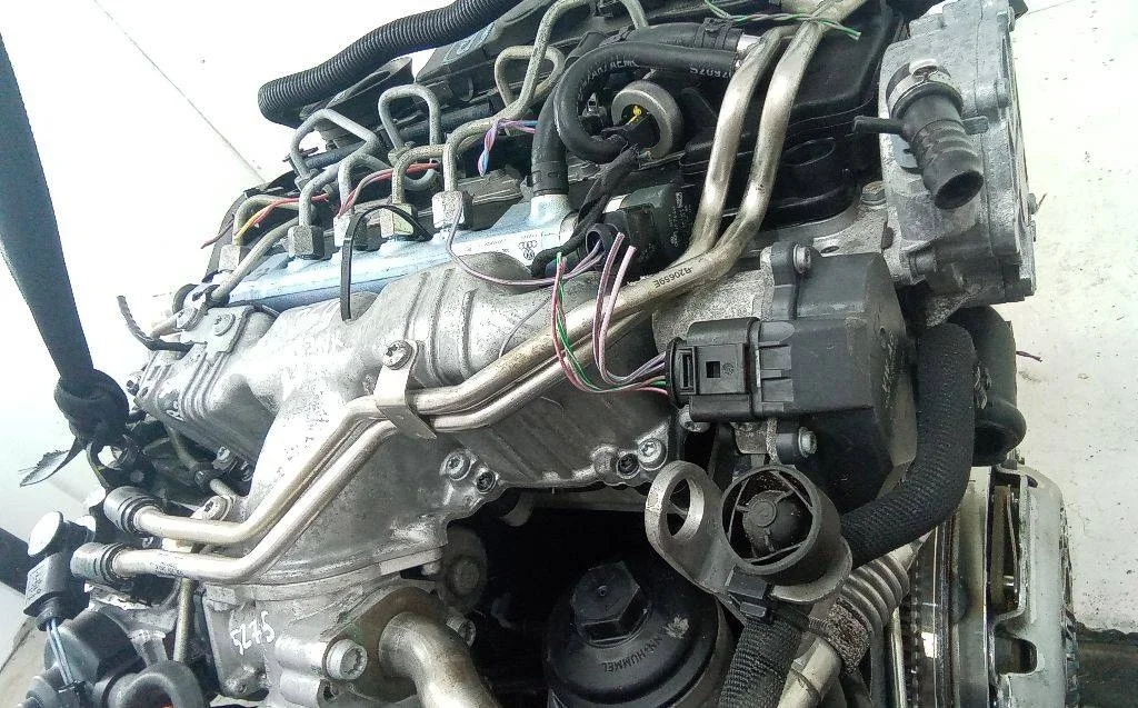 впускной коллектор SEAT Exeo  2009