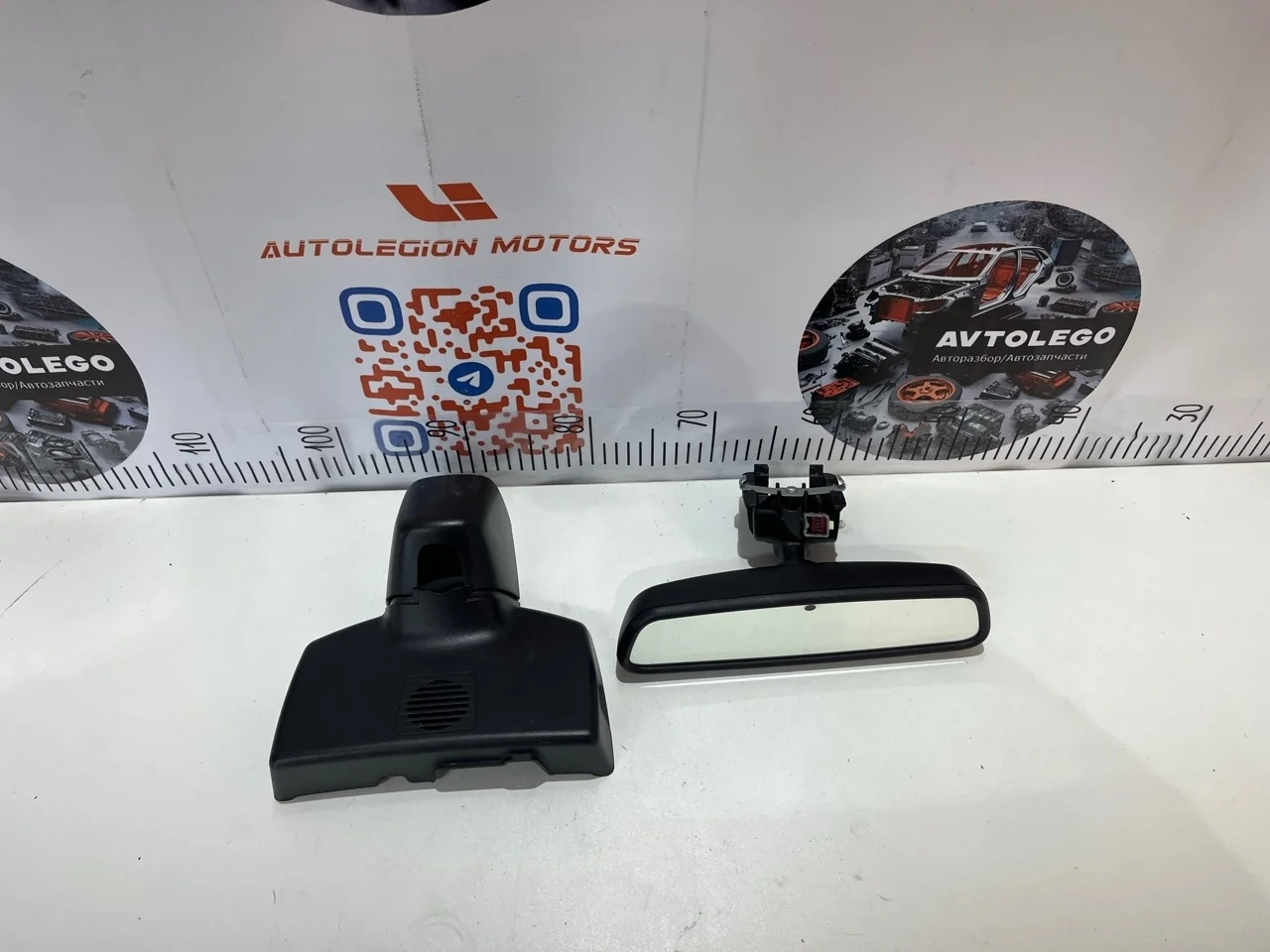 Зеркало салонное Jaguar XE 2017 X760