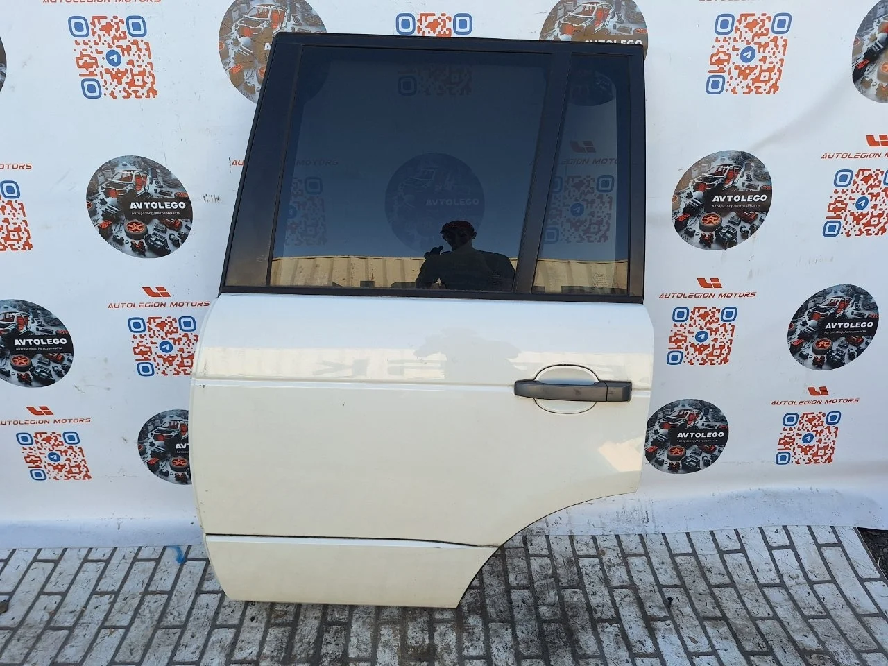Дверь задняя левая Land Rover Range 2010 L322