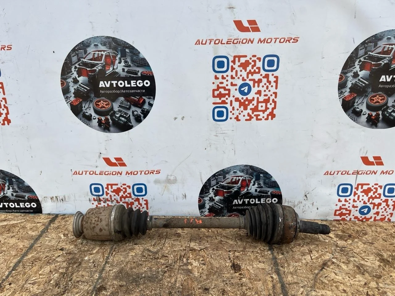 Полуось передняя левая Honda CR-V 2011 44306SWA900 R20A