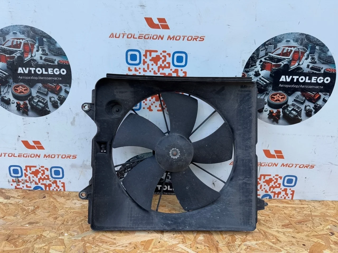 Вентилятор охлаждения радиатора Honda CR-V 2011