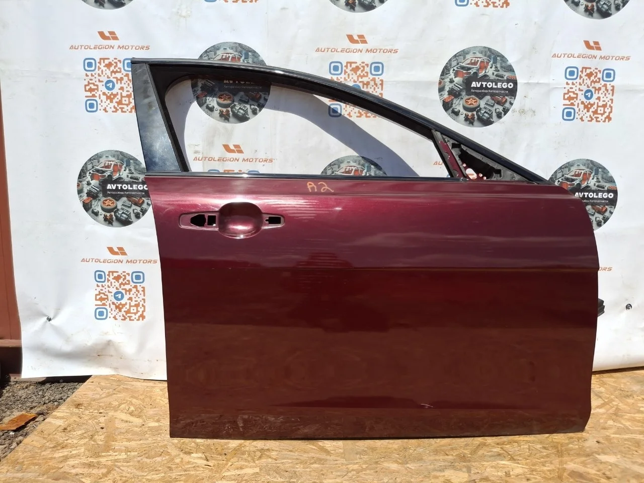 Дверь передняя правая Jaguar XE 2017 T4N2632 X760 204DTD