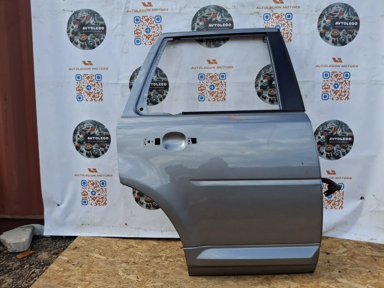Дверь задняя правая Land Rover Freelander 2013 L359