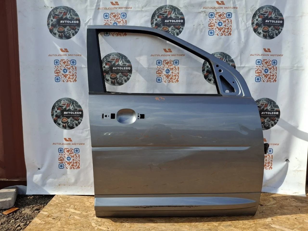 Дверь передняя правая Land Rover Freelander 2013 L359