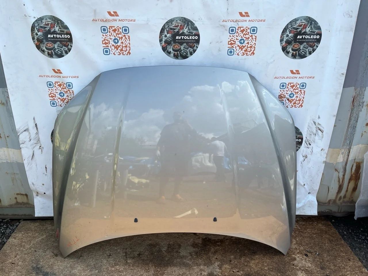 Капот Volvo XC70 2013 31371418 B6304T4