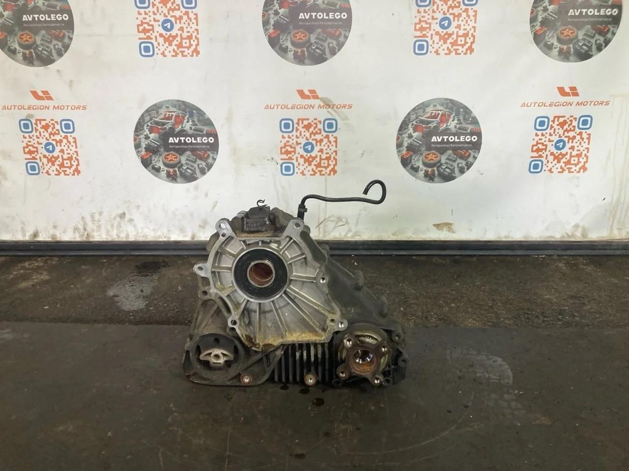Раздатка BMW X3 2007 27103455136 E83 N52N