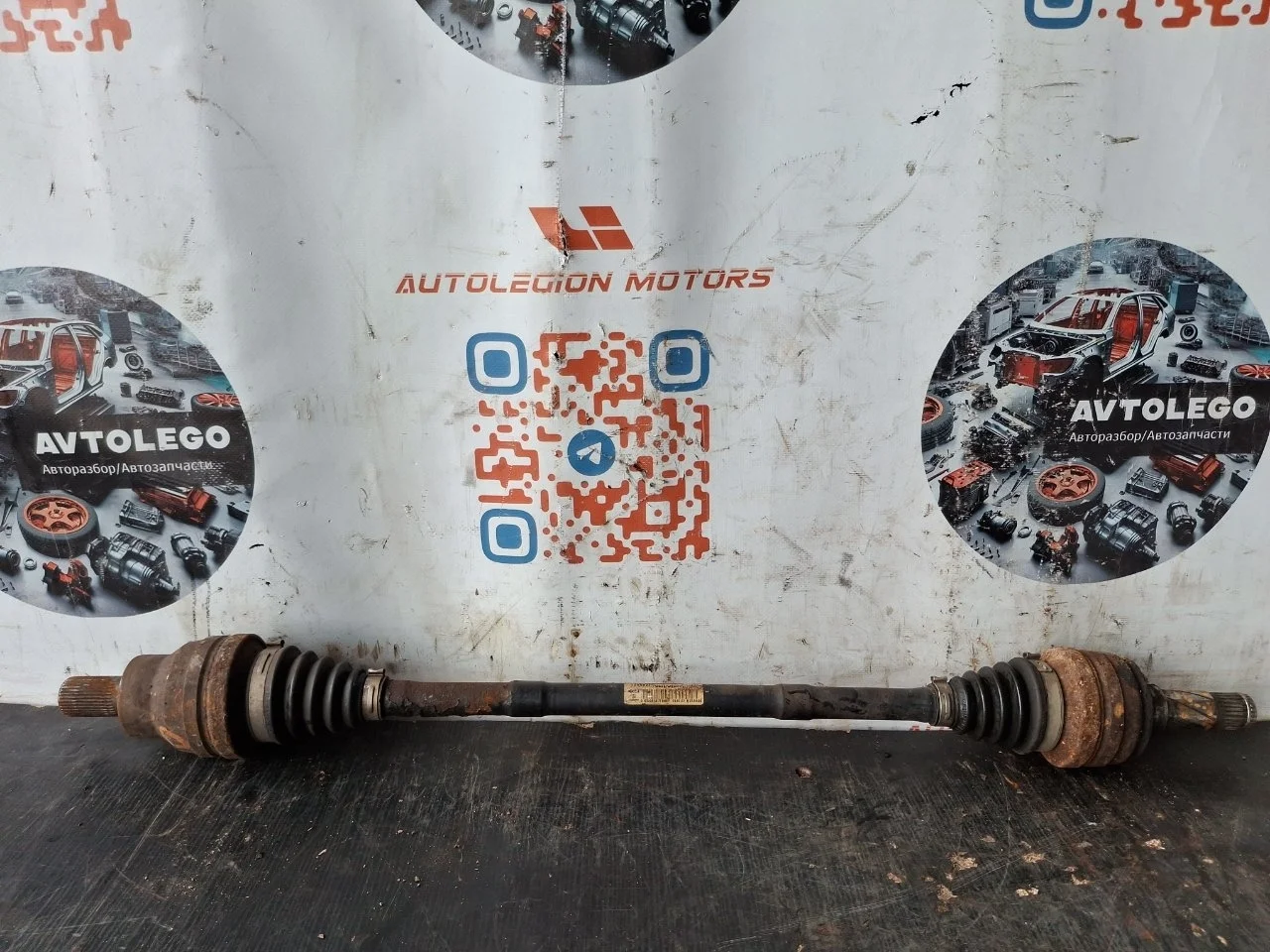 Полуось задняя Volvo XC90 2009 36000930 B8444S