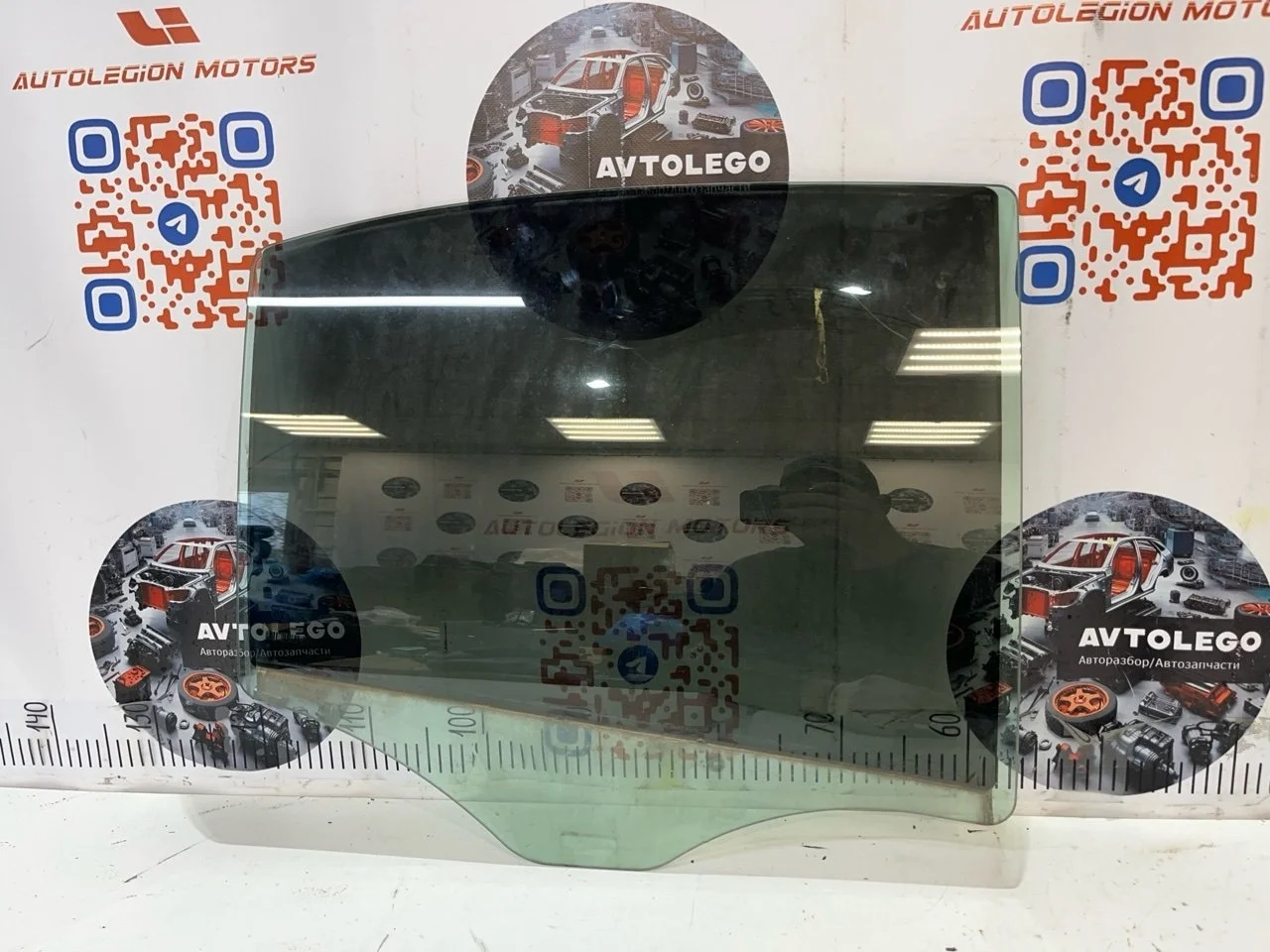 Стекло заднее правое Mercedes benz E350 2008 A2117350210 W211 272.972