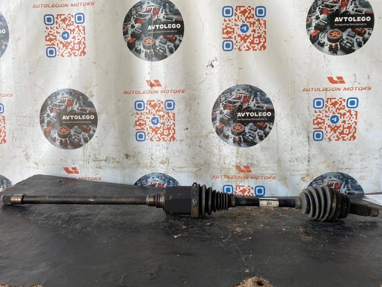 Полуось передняя правая BMW X5 2009 31607622884 E70 N62N