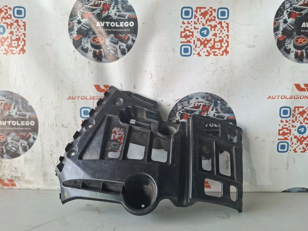 Кронштейн бампера BMW X1 2015 51122991780 E84 N20, задний правый