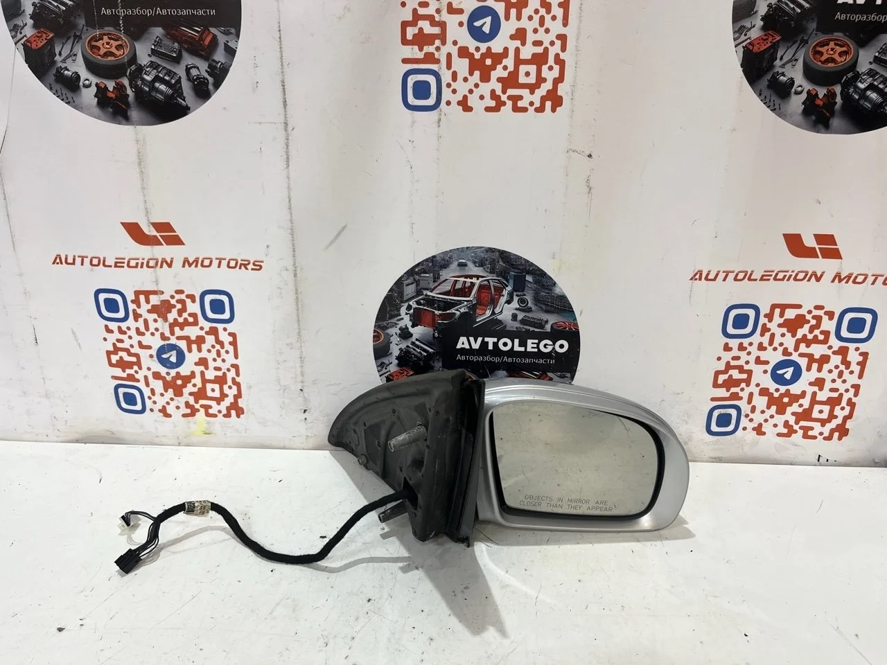 Зеркало правое Mercedes benz R350 2008 W251