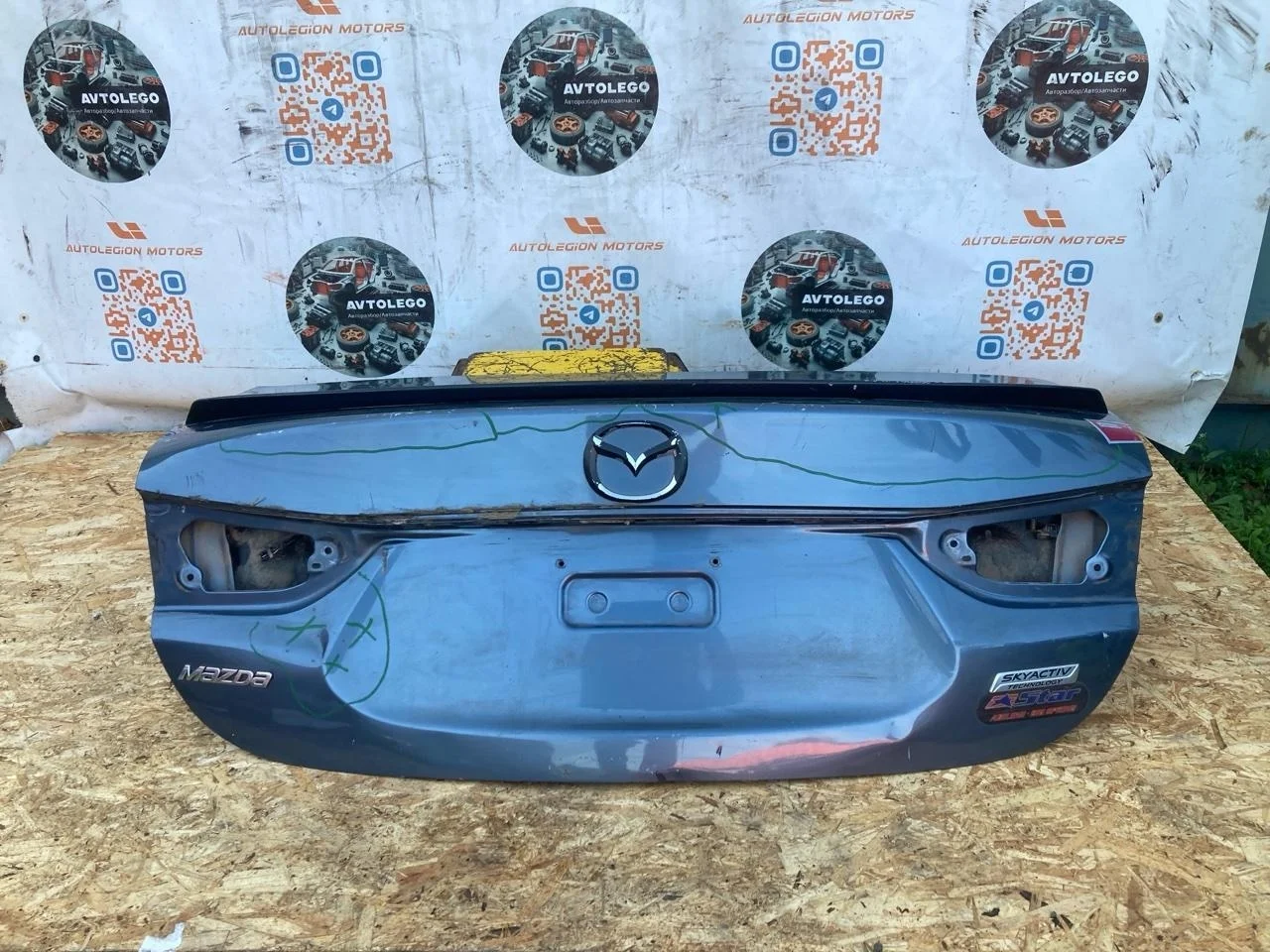 Крышка багажника Mazda 6 2015 GJ