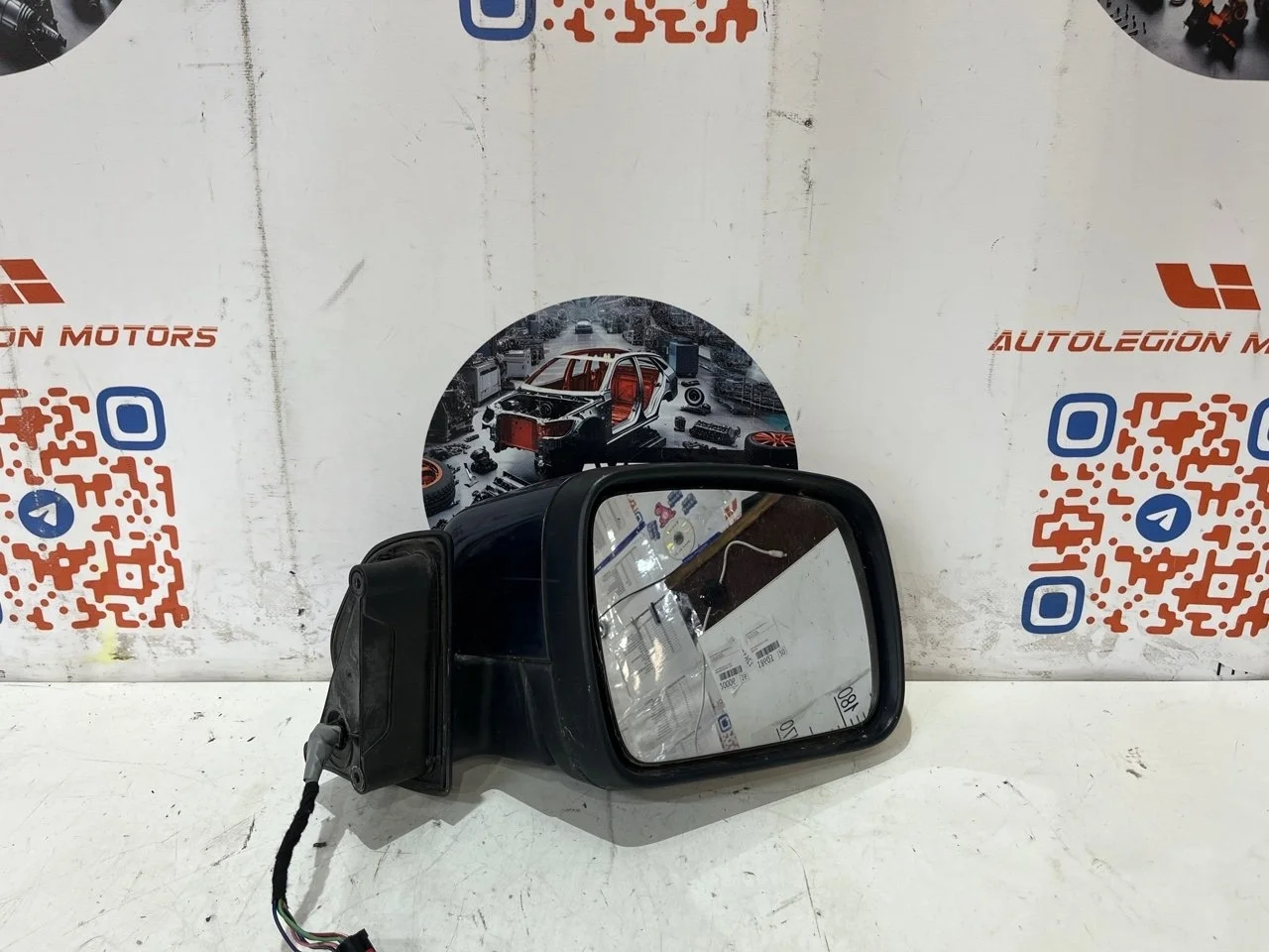 Зеркало правое Land Rover Discovery 2011 L319