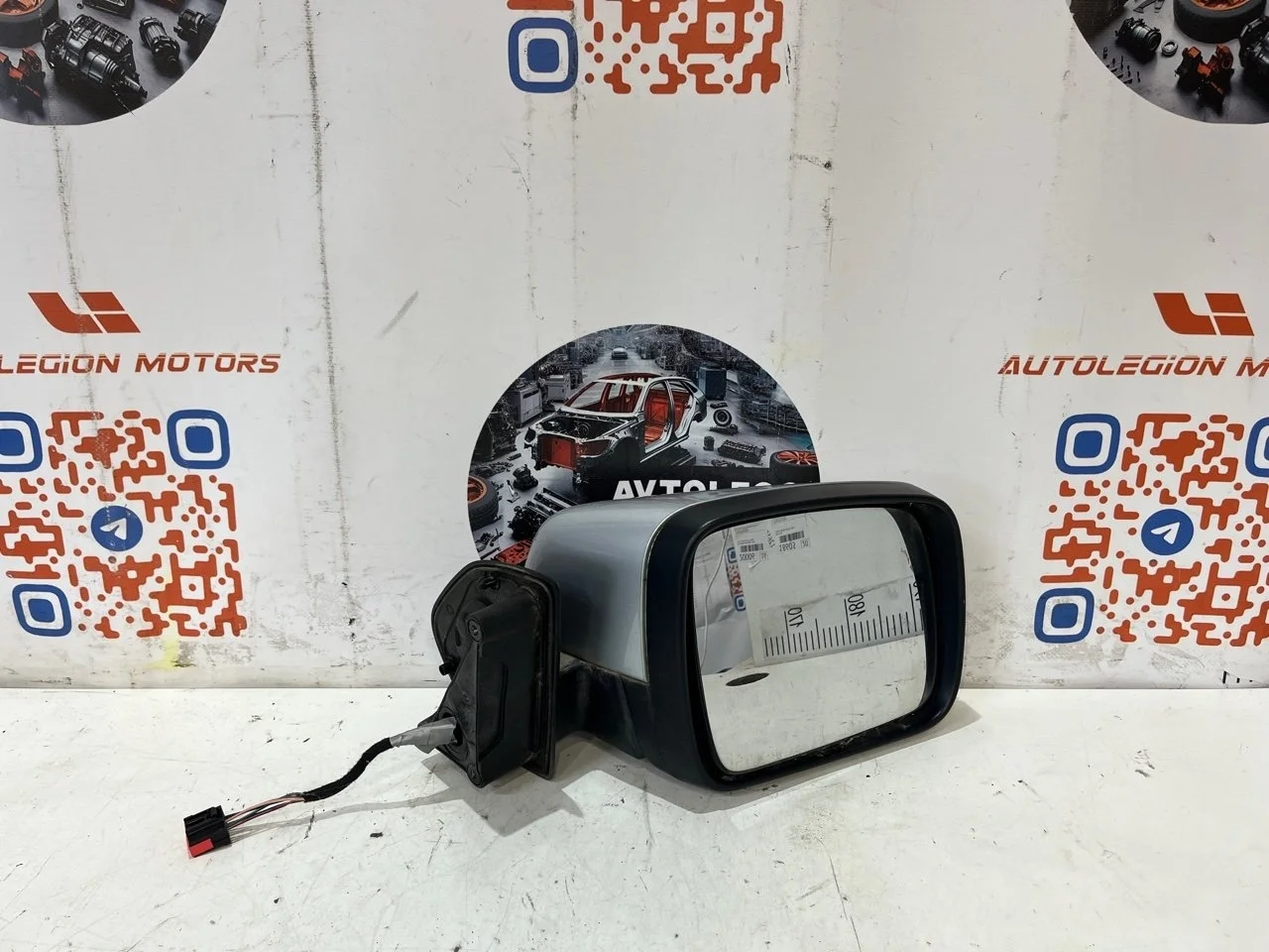 Зеркало правое Land Rover Discovery 2010 LR013756 L319 306DT