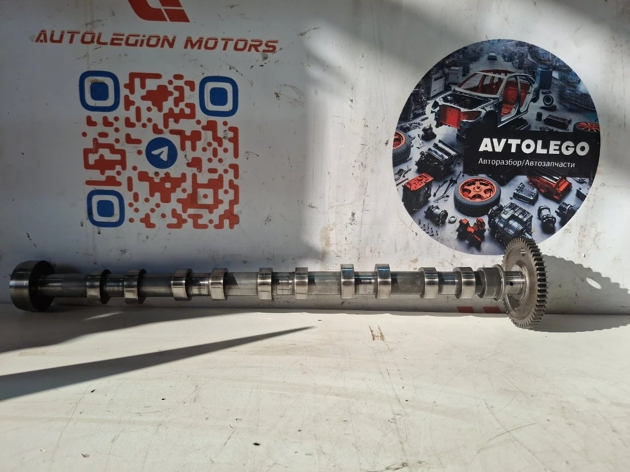 Распредвал Volvo V70 2008 30750758 D5244T4