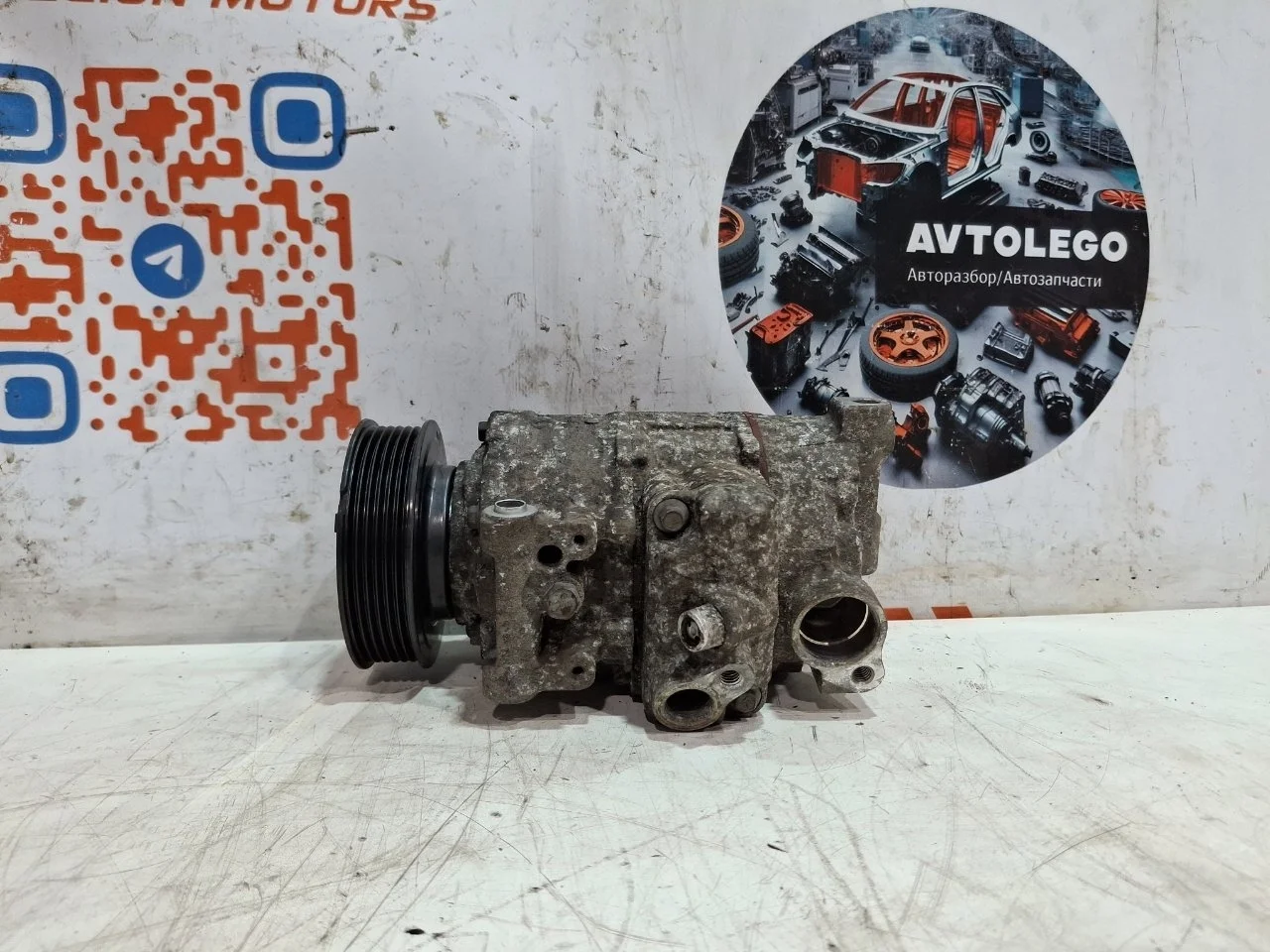 Компрессор кондиционера Audi A6 2010 4F0260805AP C6 CAHA