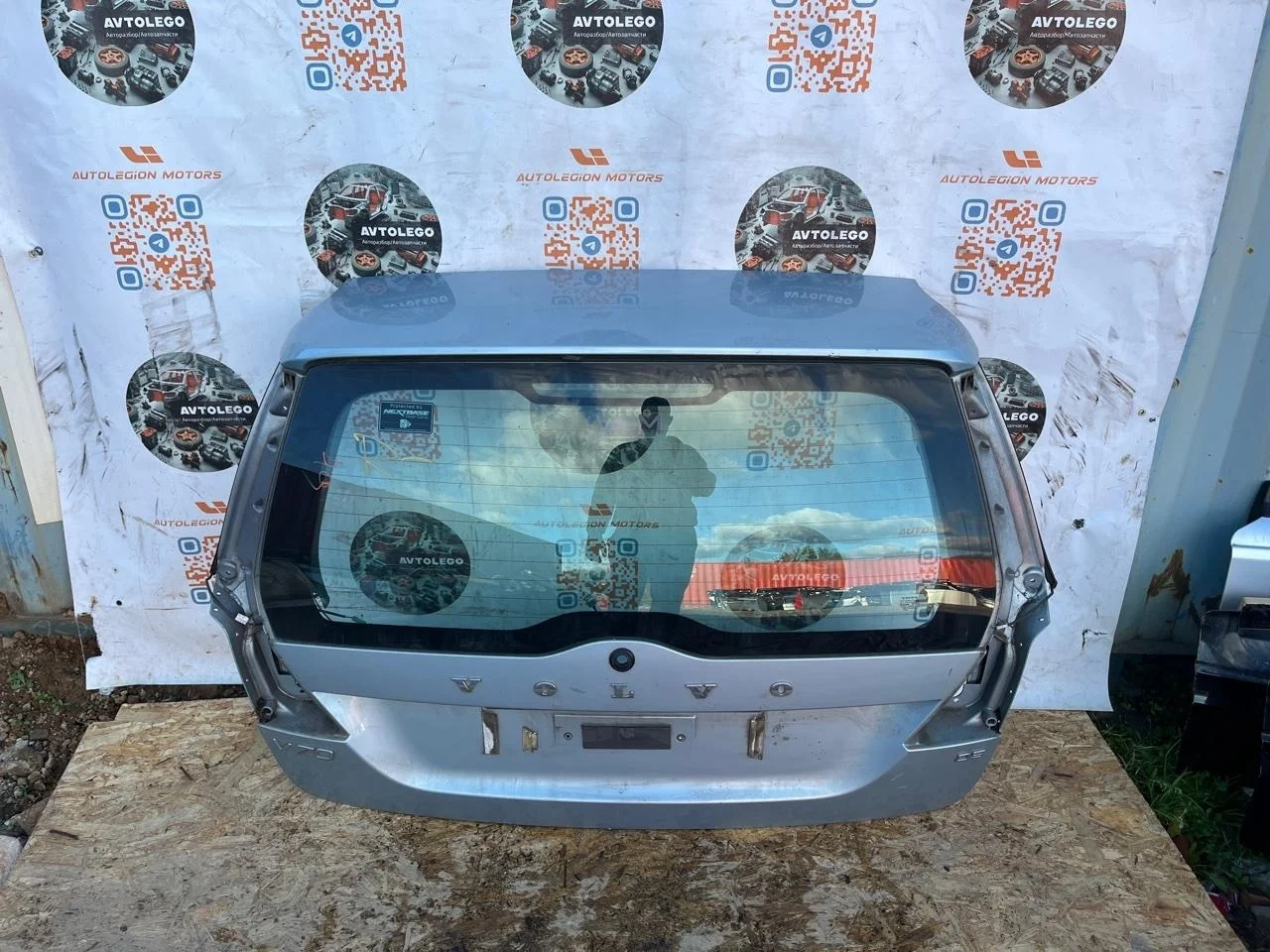 Крышка багажника Volvo V70 2008