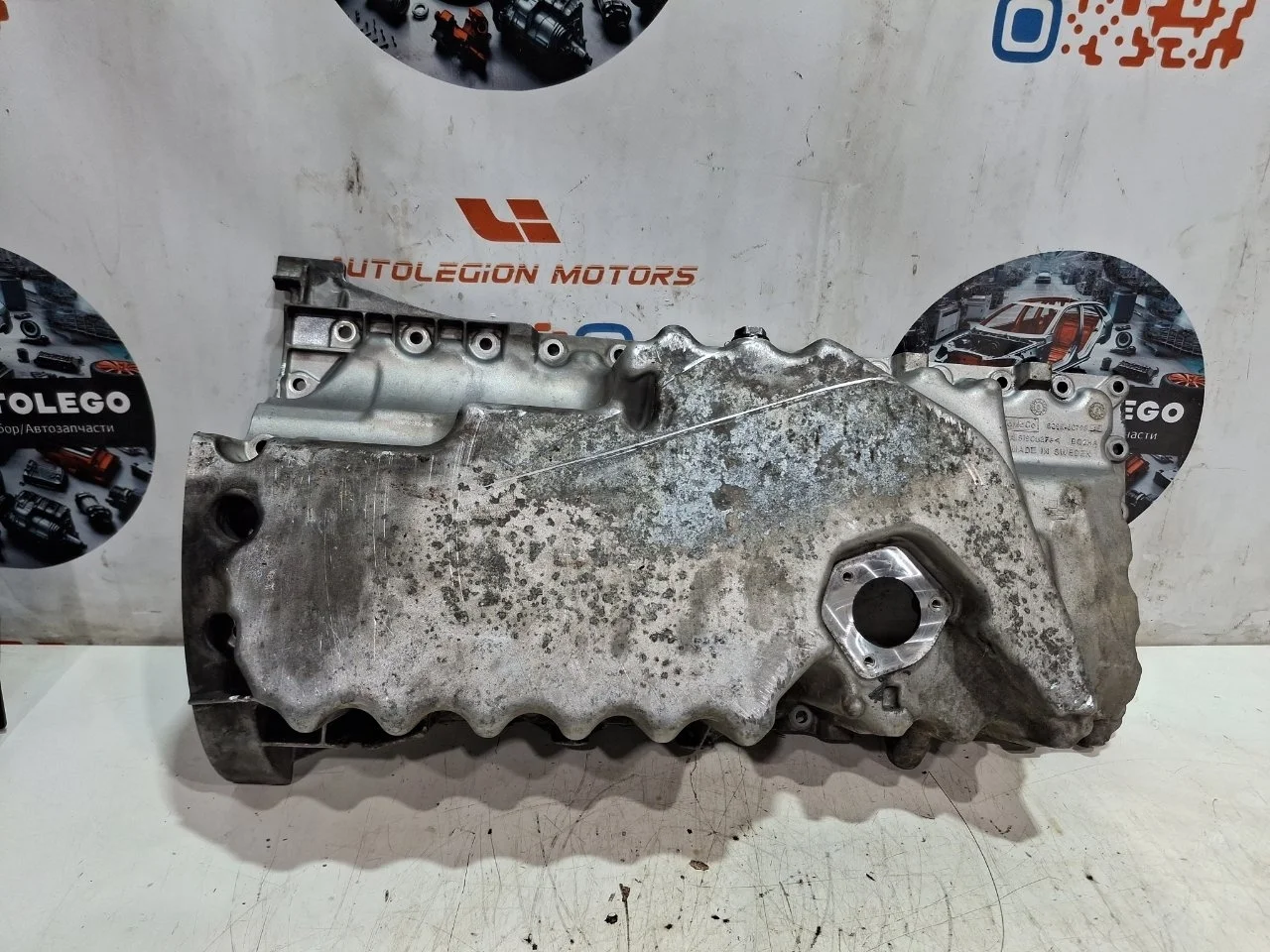 Поддон масляный Volvo XC90 2008 30750694 B6324S