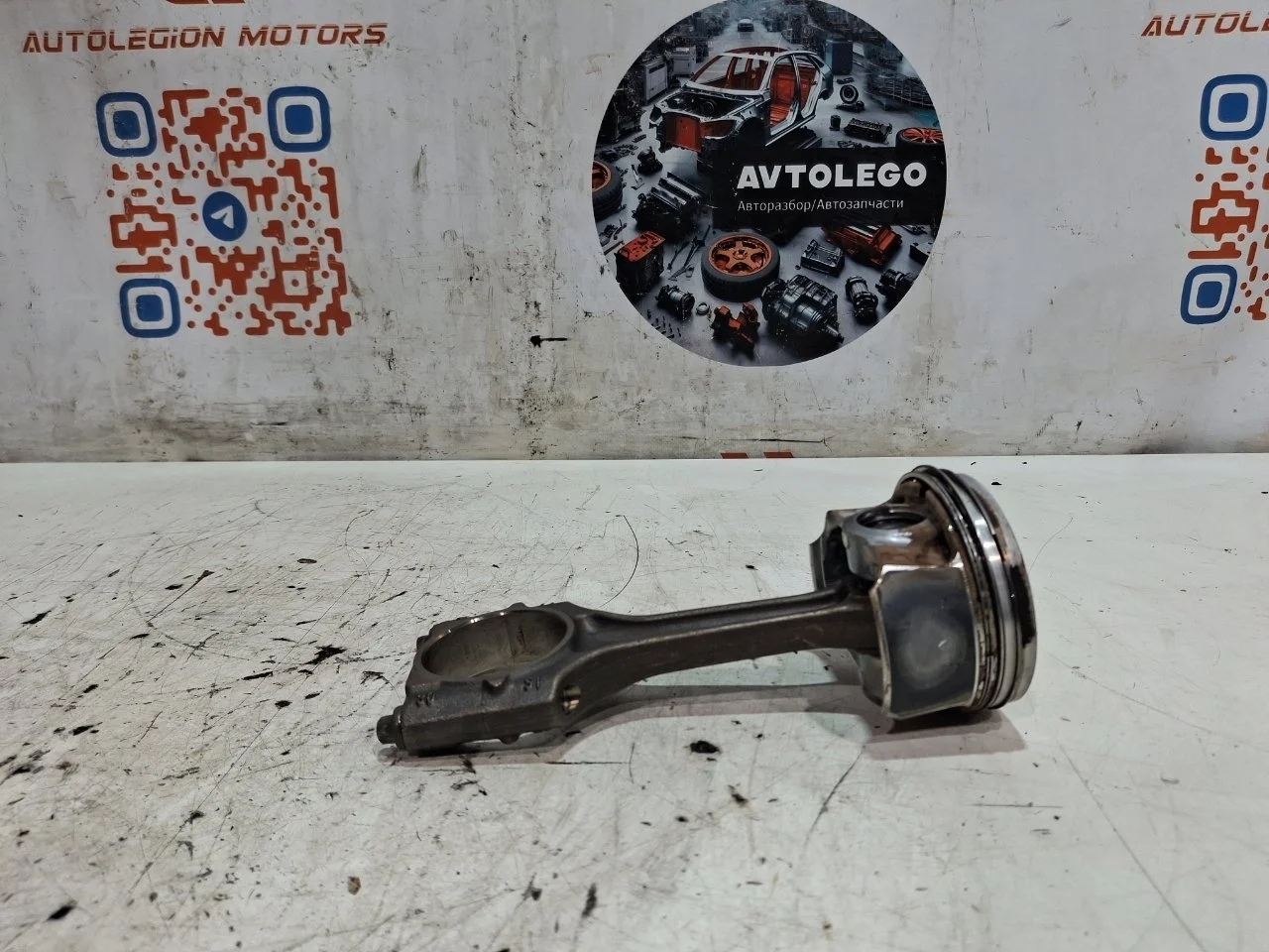 Поршень с шатуном VW Passat CC 2013 06H198401A CCTA