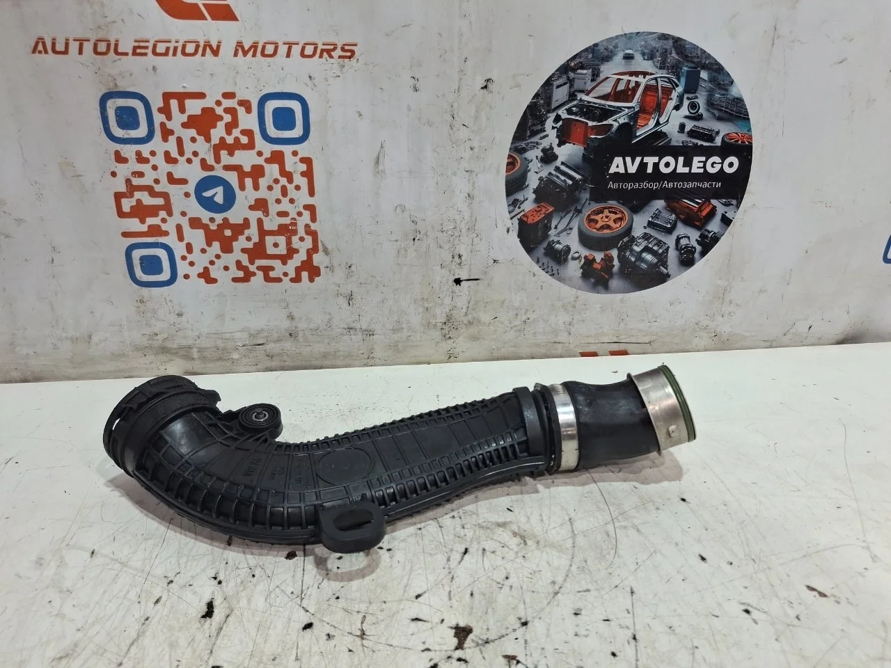 Патрубок интеркулера VW Passat CC 2013 1K0145840R CCTA