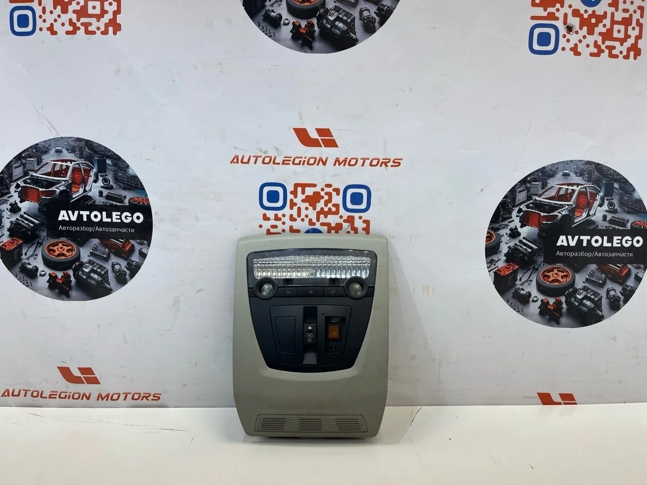 Плафон BMW X3 2012 61319276232 F25 N55