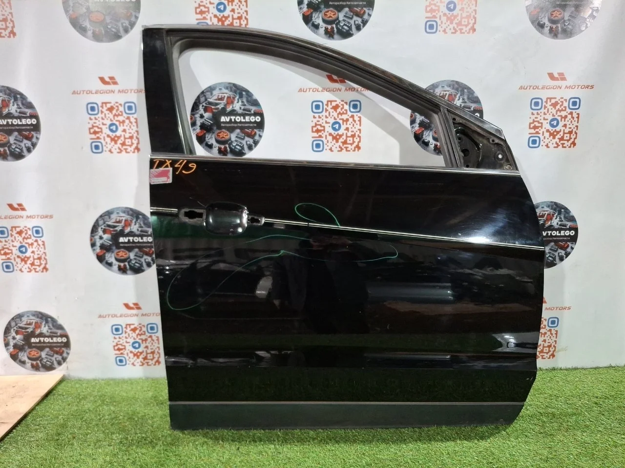 Дверь Cadillac SRX 2012 22768453 FFN LFX, передняя правая