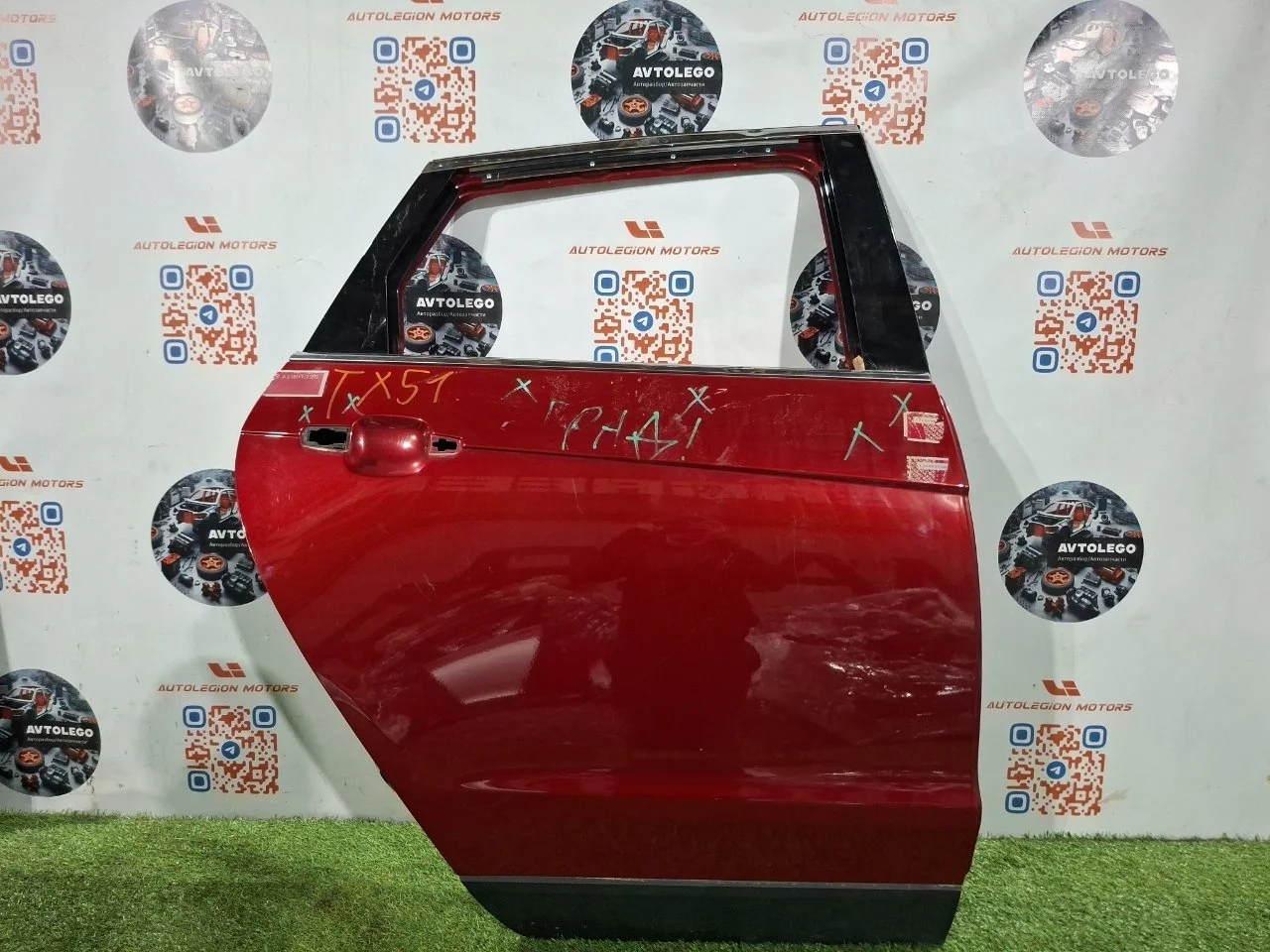 Дверь Cadillac SRX 2012 23274200 FFN LFX, задняя правая