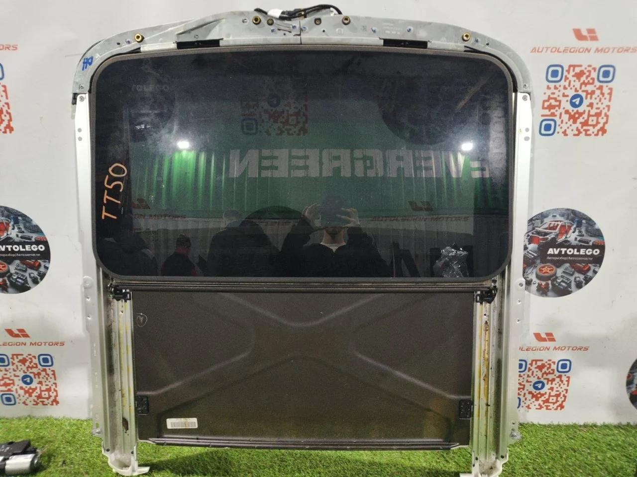 Люк в сборе Mercedes benz R350 2011 A1647800829 W251 642.870
