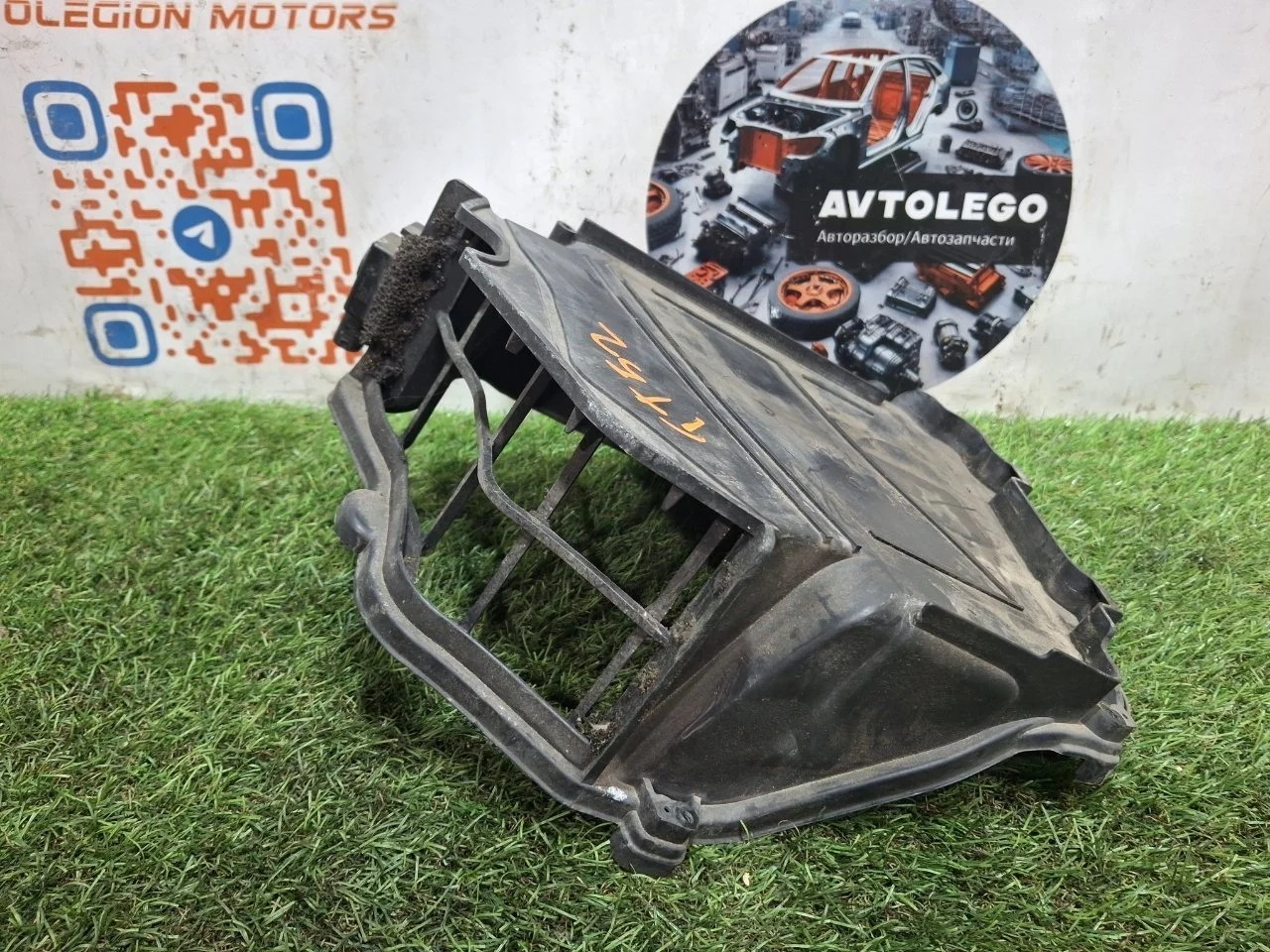 Корпус воздушного фильтра BMW 528 XI 2013 64119216222 F10 N20