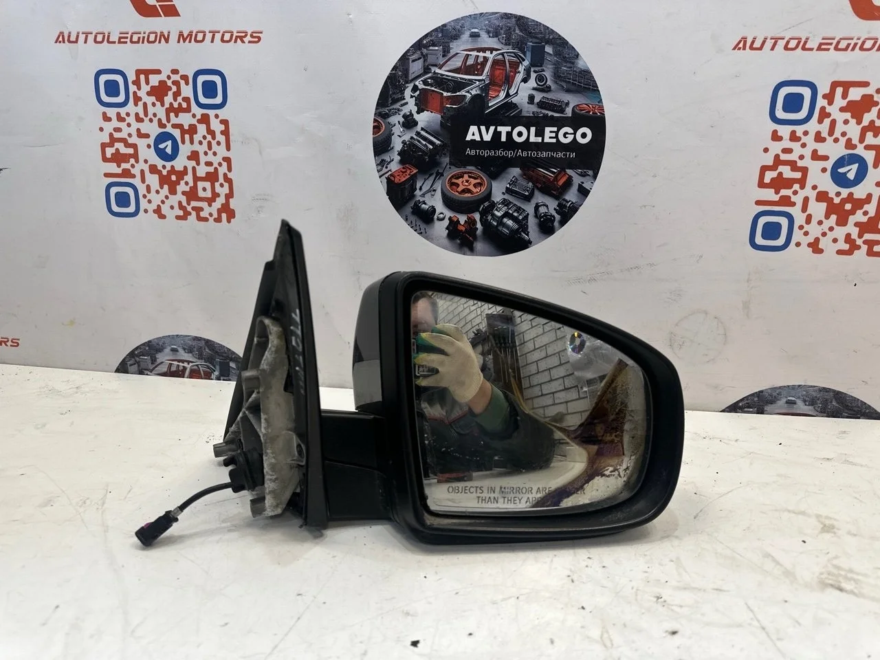 Зеркало правое BMW X6 2011 E71