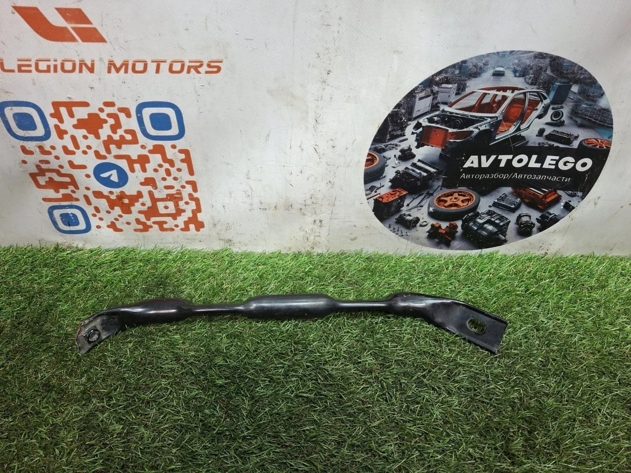 Распорка BMW X6 2013 51717159588 E71 N57D30C, правая