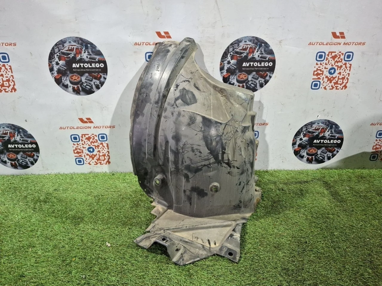 Локер передний левый Mercedes benz CLS550 2012 A2186900330 W218 278.922, задний